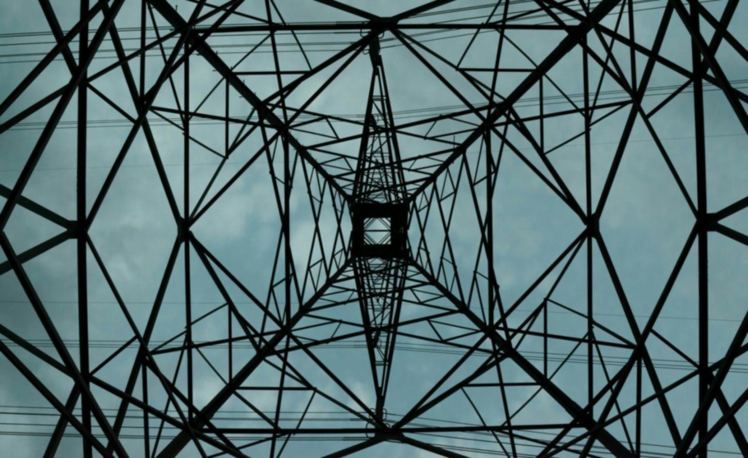 Modern online learning workspace setup for geothermal energy courses